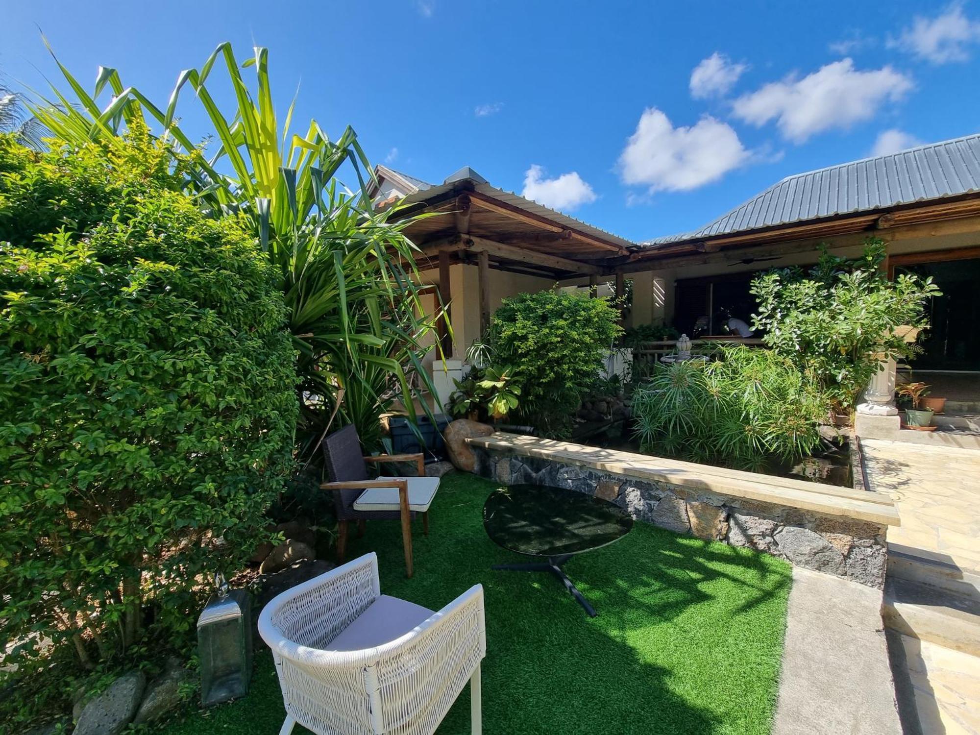 Shanti Ghar Guest House Tamarin Ngoại thất bức ảnh