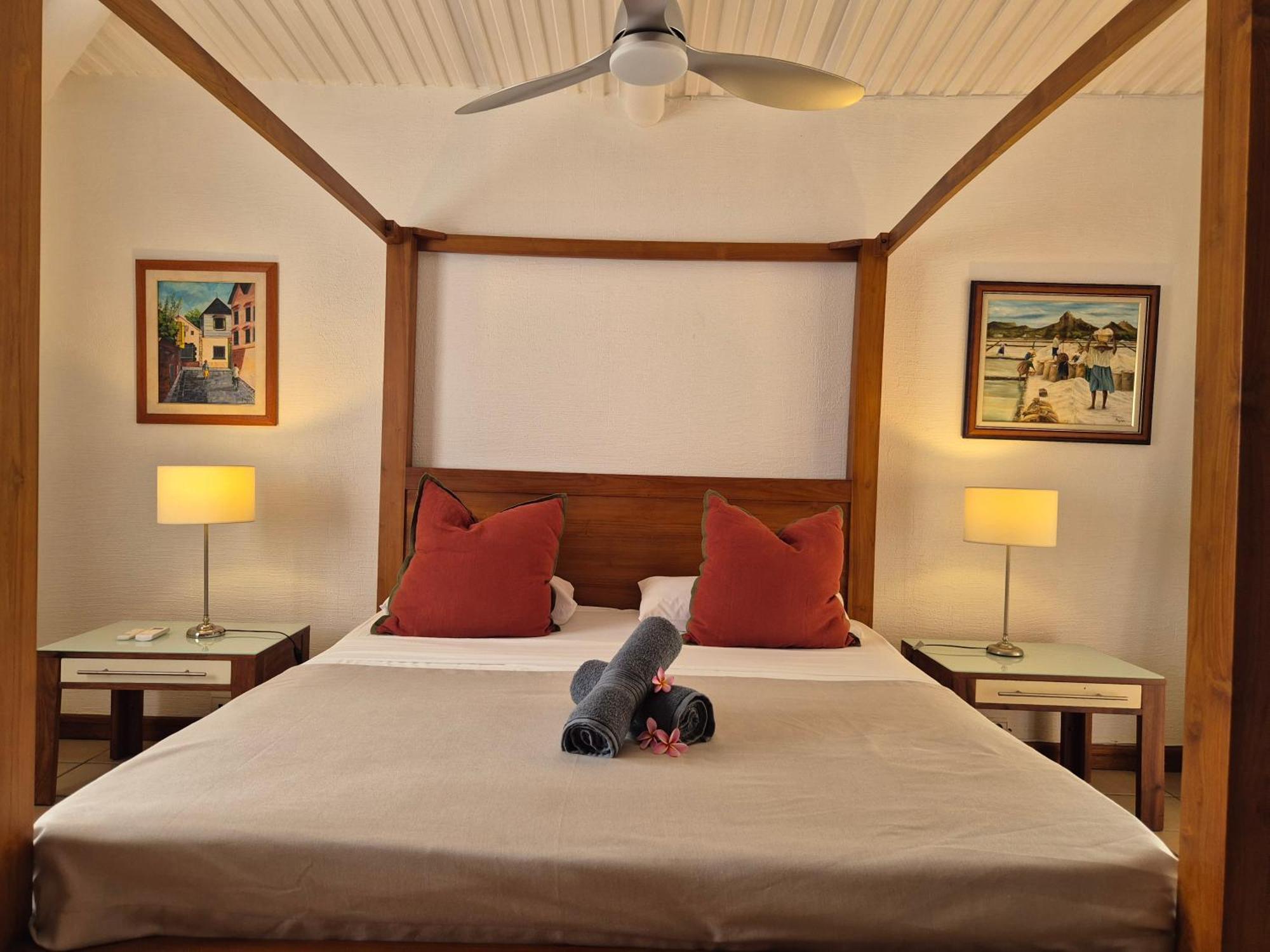 Shanti Ghar Guest House Tamarin Ngoại thất bức ảnh