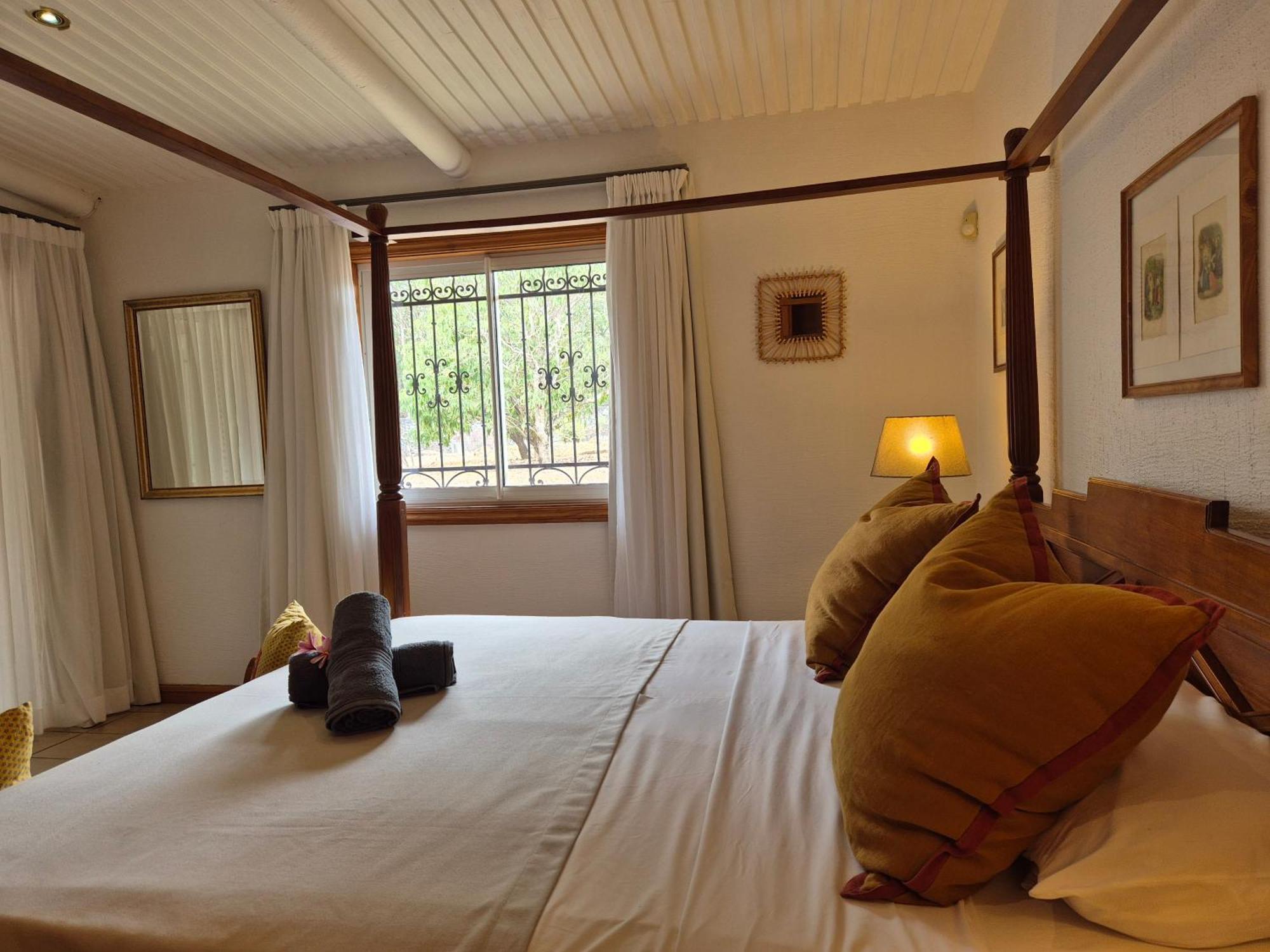Shanti Ghar Guest House Tamarin Ngoại thất bức ảnh