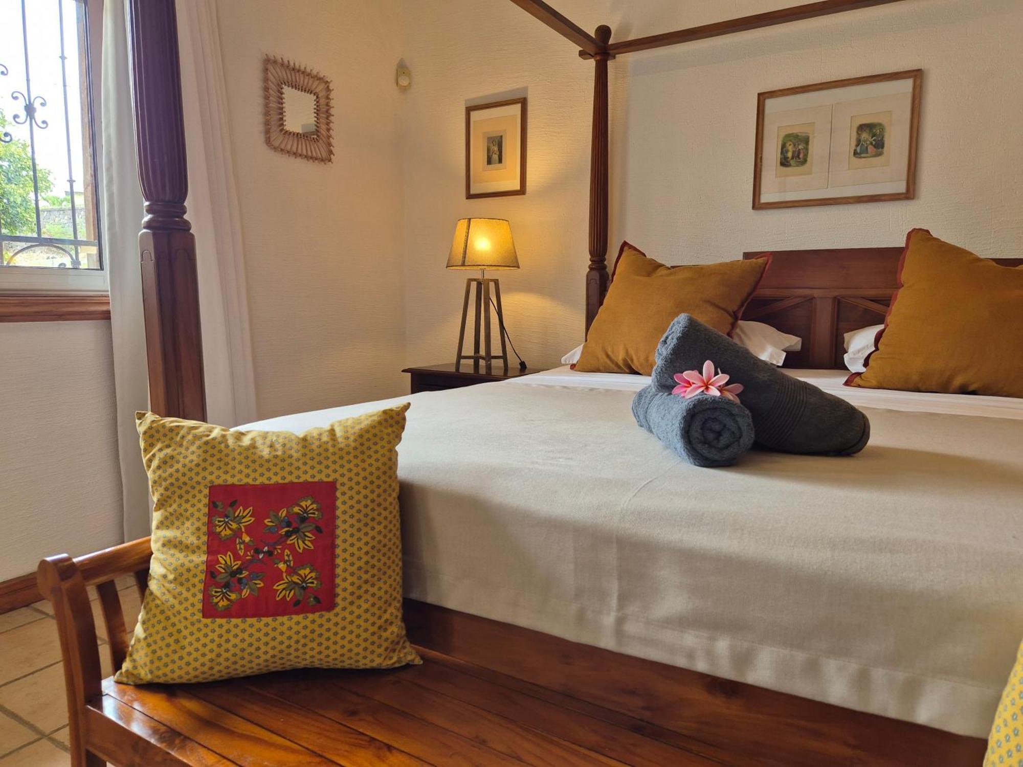 Shanti Ghar Guest House Tamarin Ngoại thất bức ảnh