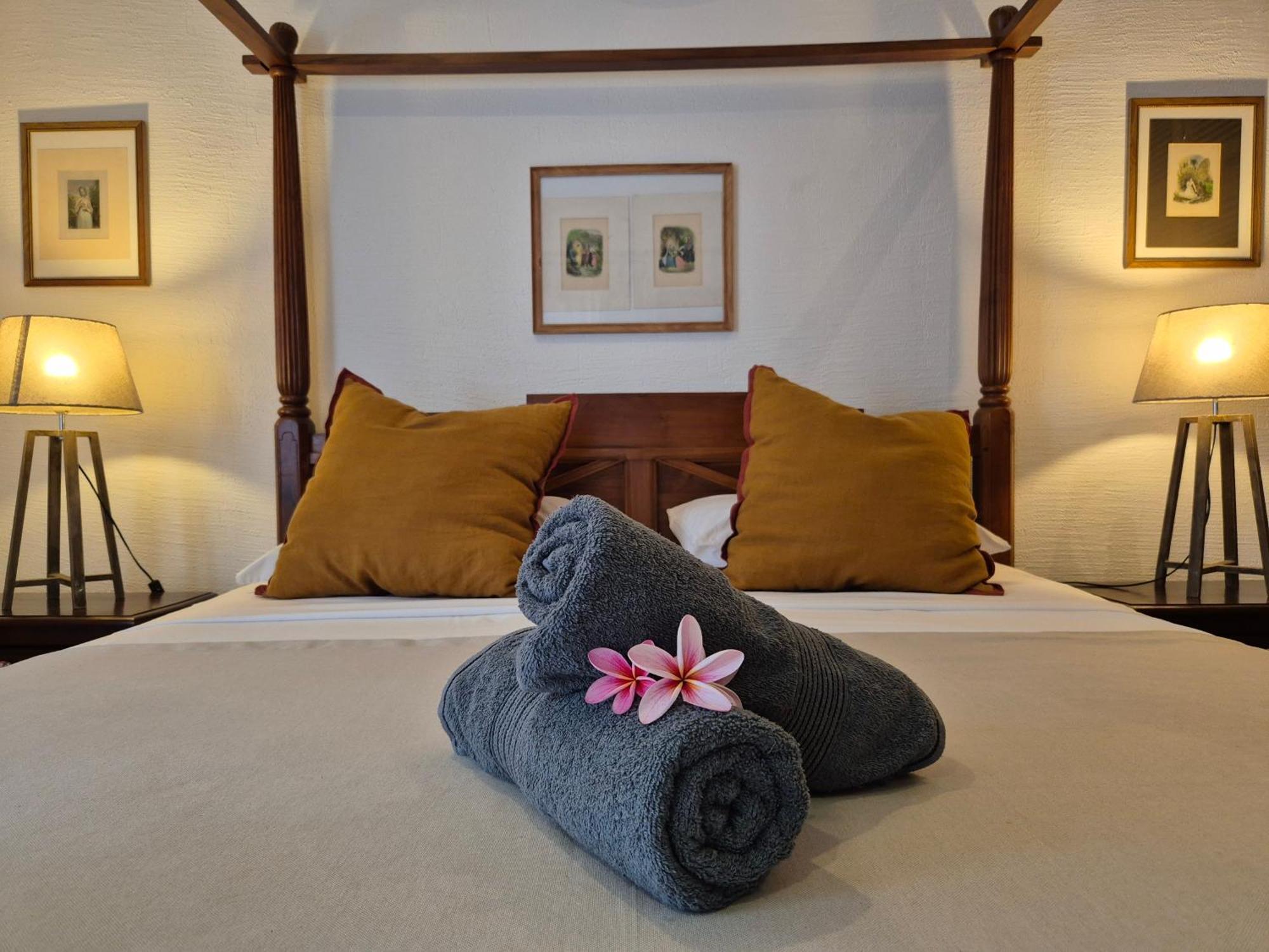 Shanti Ghar Guest House Tamarin Ngoại thất bức ảnh